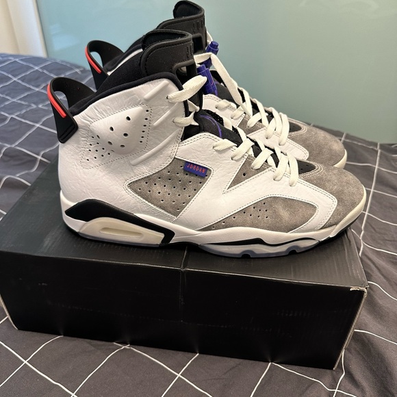 Air Jordan 6 Retro - Picture 5 of 6